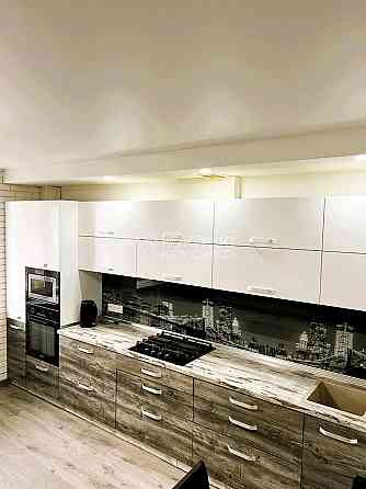 Продаж Квартира 2-кімнатна, 7/9 поверх на вул. Салтівське Kharkiv