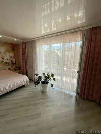 Продаж 3-поверховий Будинок з ділянкою 3 сот 230 кв.м 6 кімн. на Білозіра вул. Рудне