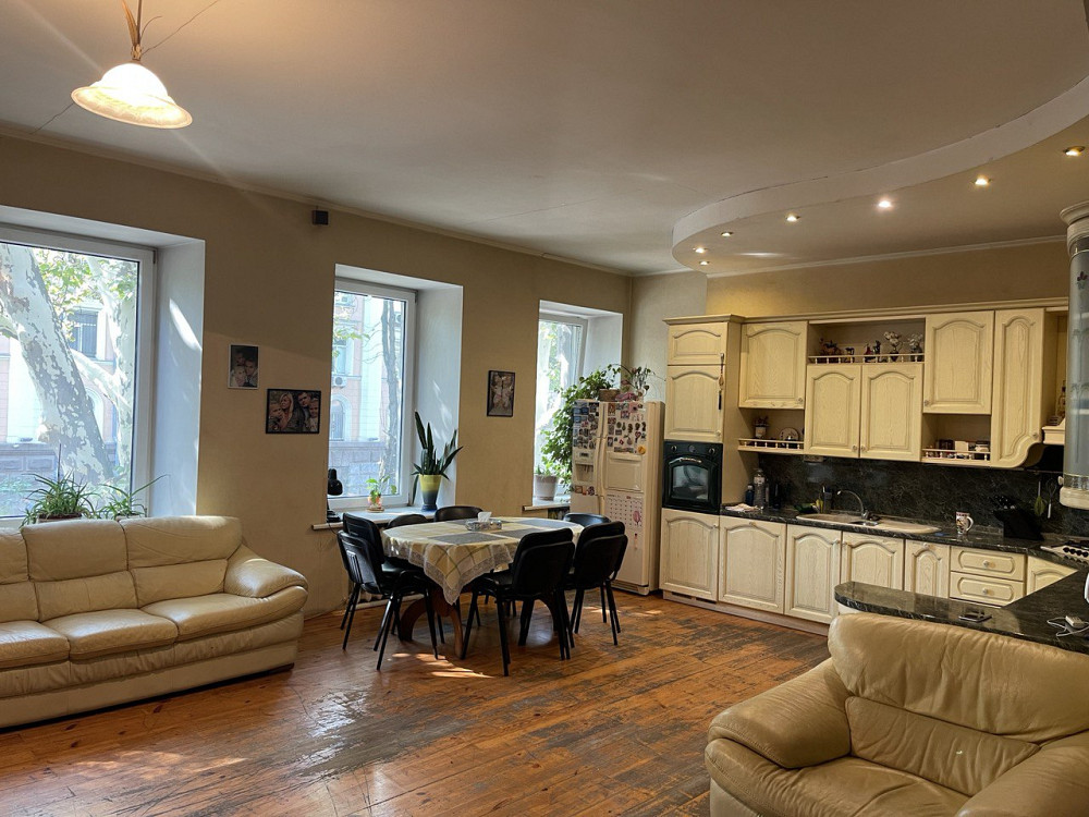 Перспективная квартира в центре на ул. Европейской (Екатерининской). Одеса - фото 1