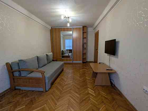 Оренда Квартира 1-кімнатна, 2/9 поверх на Ентузіастів, 33 Kiev