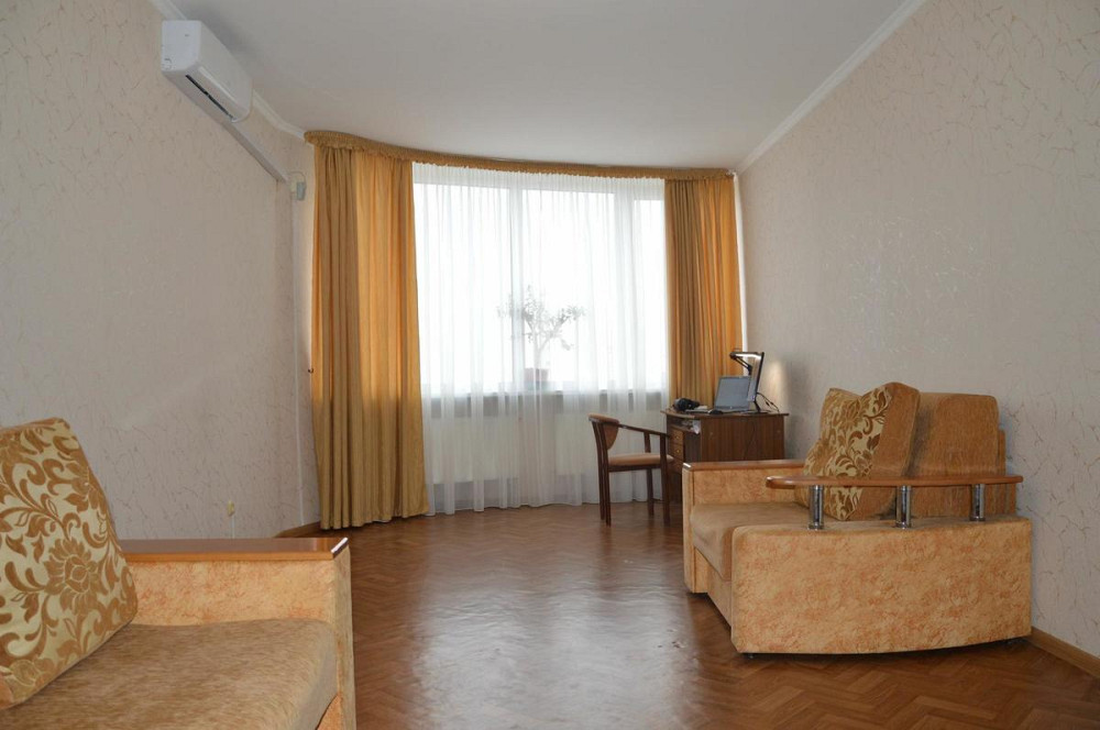 Оренда Квартира 2-кімнатна, 17/25 поверх на Харьковское шоссе, 19а Київ - фото 2