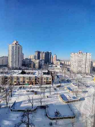 Продаж Квартира 3-кімнатна, 9/10 поверх на Володимира Івасюка вул., д. 39а Київ