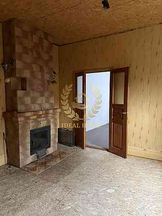 Продам гарну половину будинку в с.Бабинці Бучанського району 