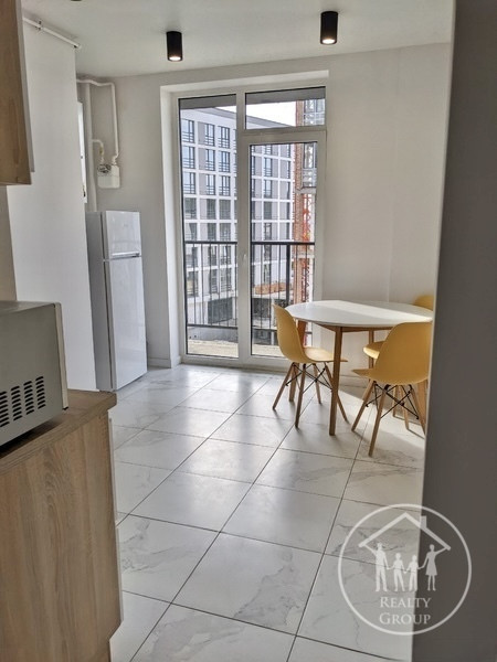 Продаж 1к Квартира 38 кв.м Залізнична L'viv - photo 2