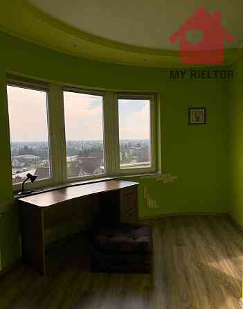 Продаж трикімнатної квартири по вул.Можайського Uzhhorod