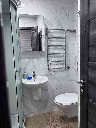 Оренда Квартира 2-кімнатна, 8/9 поверх на вул. Ювілейний Харків