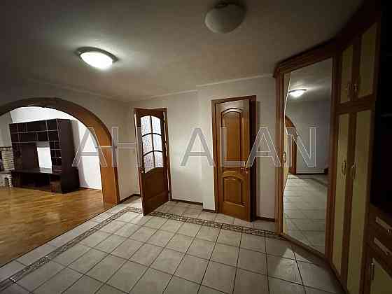 Продаж Будинок 4-кімнатний на Кленова вул., 55 Ворзель