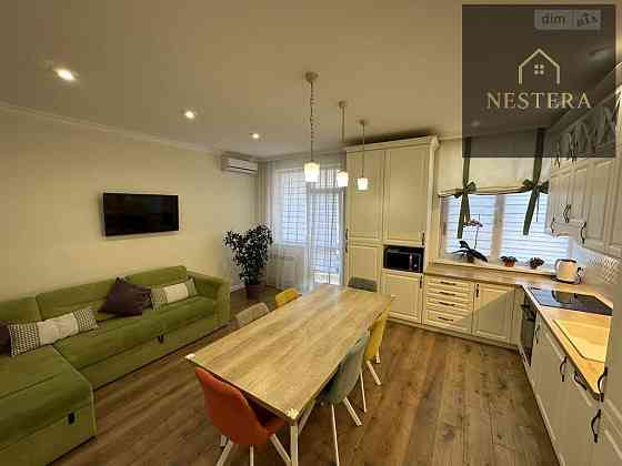 Продаж Будинок 4-кімнатний на вул. Богомольця Ужгород