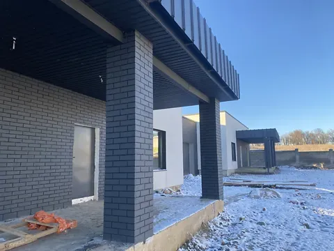 Продаж 1-поверховий   160 кв.м 3 кімн. на Кулика і Гудачека (Макарова) вулиця Рівне - фото 1