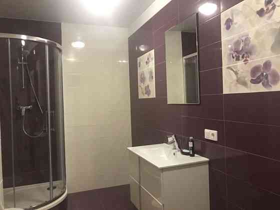 Оренда Квартира 2-кімнатна, 5/25 поверх на Анны Ахматовой ул., 32 Kiev