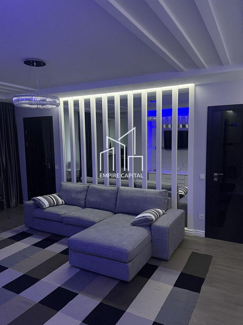 Оренда Квартира 2-кімнатна, 1/3 поверх на вул. Коновальця Євгена Львів - фото 1