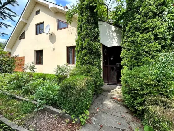 Продажа 2-этажный Дом с участком 0.08 сот 153.7 кв.м 6 комн. на Гончара Чукаловка
