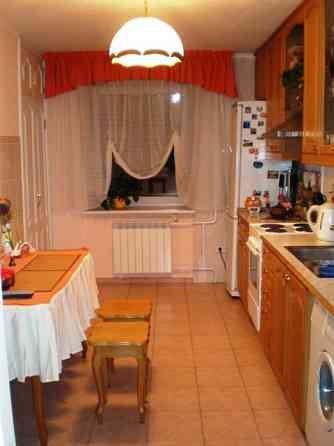 Оренда трикімнатної квартири у Печерському районі, м. Видубичі № 112153 Киев