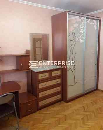 Продаж Квартира 2-кімнатна, 15/18 поверх на вул. Ревуцкого Київ