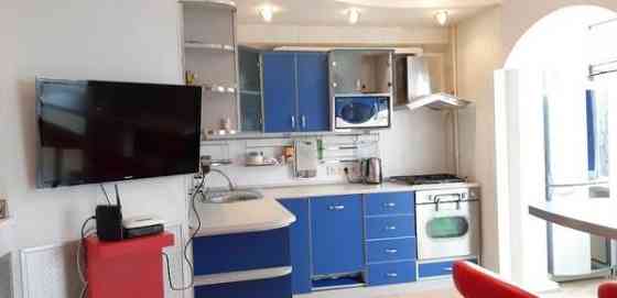 Продаж Квартира 2-кімнатна, 4/9 поверх на Івана Виговського вул., д. 24-А Kiev