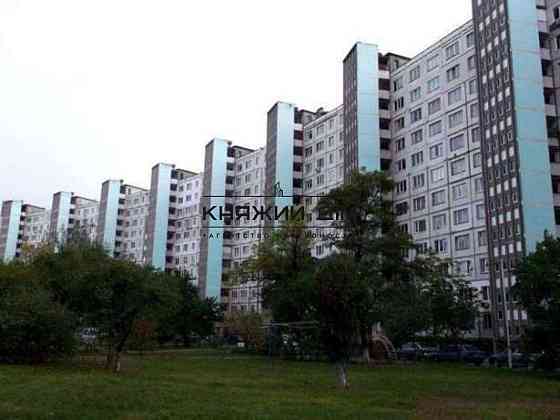 Оренда Квартира 3-кімнатна, 12/12 поверх на Малышко Андрея ул. Киев