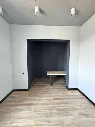 Оренда офісне приміщення на улица Трускавецкая, д.4 приміщень - 3, поверх - 24/24 Киев