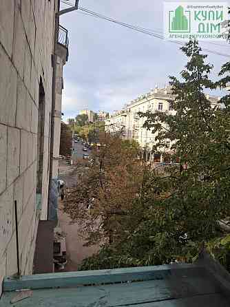 Продається 2-х кімнатна квартира у самому центрі Кропивницький