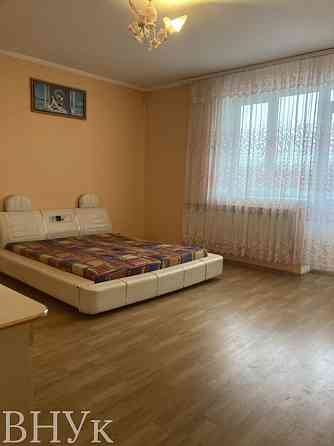 Продаж Квартира 2-кімнатна, 2/3 поверх на вул. Антонича Львів