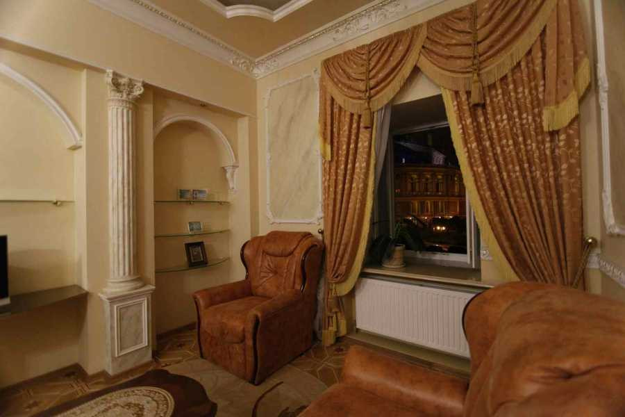 3х комнатная квартира Дерибасовская / Оперный театр Одесса - изображение 1