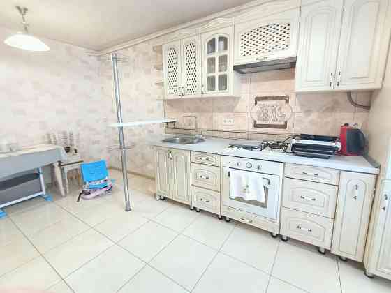 Продаж 2к Квартира 64 кв.м Театральна Zhytomyr