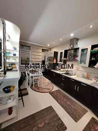 Продажа красивой квартиры в центре Киева по ул.Белорусская 3. Код объекта: 21138901 Kiev