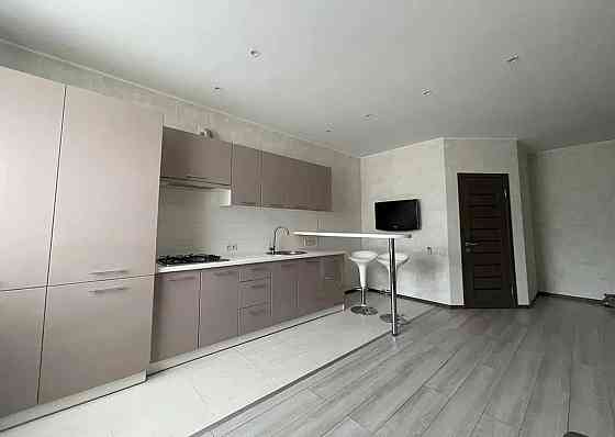 Продаж Квартира 2-кімнатна, 10/12 поверх на Запорожское шоссе, 28П Дніпро