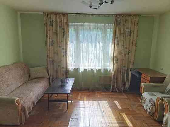 Оренда Квартира 2-кімнатна, 3/9 поверх на вул. Братиславська, 13 Kiev