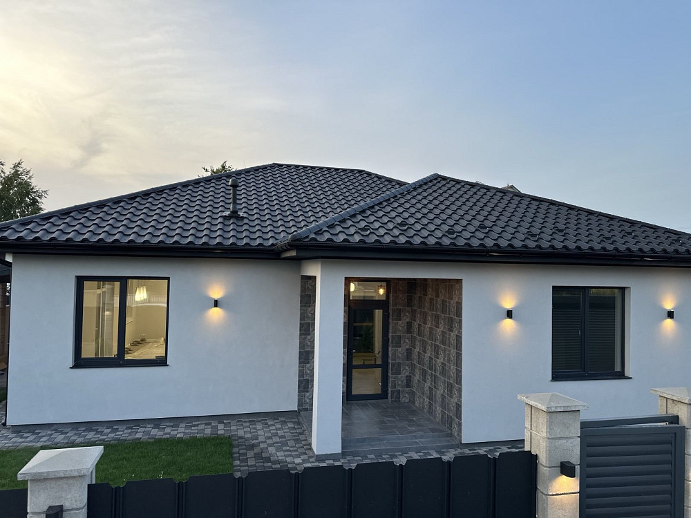 Продам дом с ремонтом в центре Фонтанки (Лиманский р-н, 5 км от Одессы) Фонтанка - фото 1