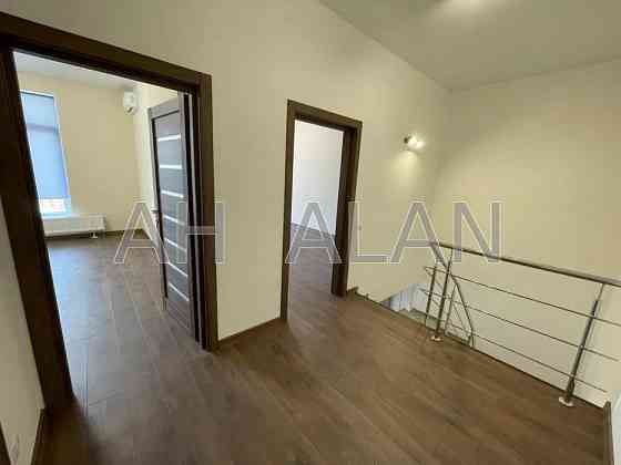 Оренда Будинок на Михайла Максимовича вул., 3Д Kiev