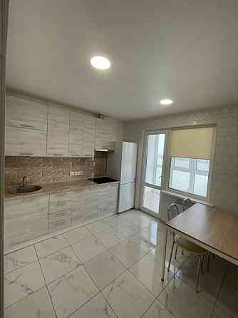 Оренда Квартира 1-кімнатна, 15/27 поверх на вул. Вишняківська, 2 Киев