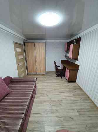 Оренда Квартира 2-кімнатна, 3/5 поверх на Проспект Воскресенський (Перова), 10 Київ