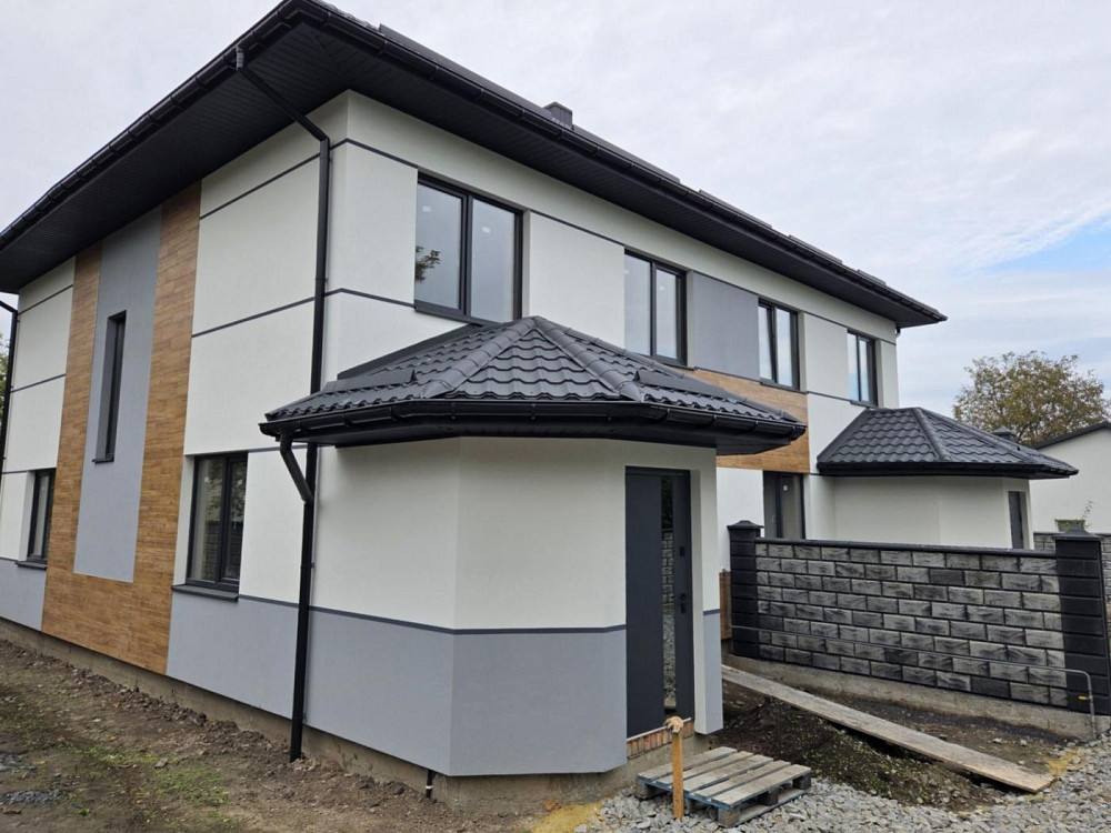 Продаж Будинок 4-кімнатний на вул. Залізнична Rivne - photo 4