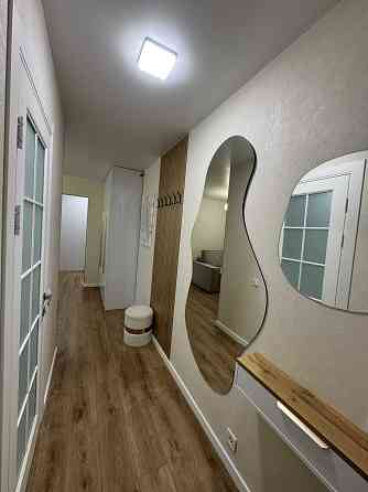 Продаж Квартира 3-кімнатна, 5/5 поверх на Голосіївський вул., д. 126 к3 Kiev