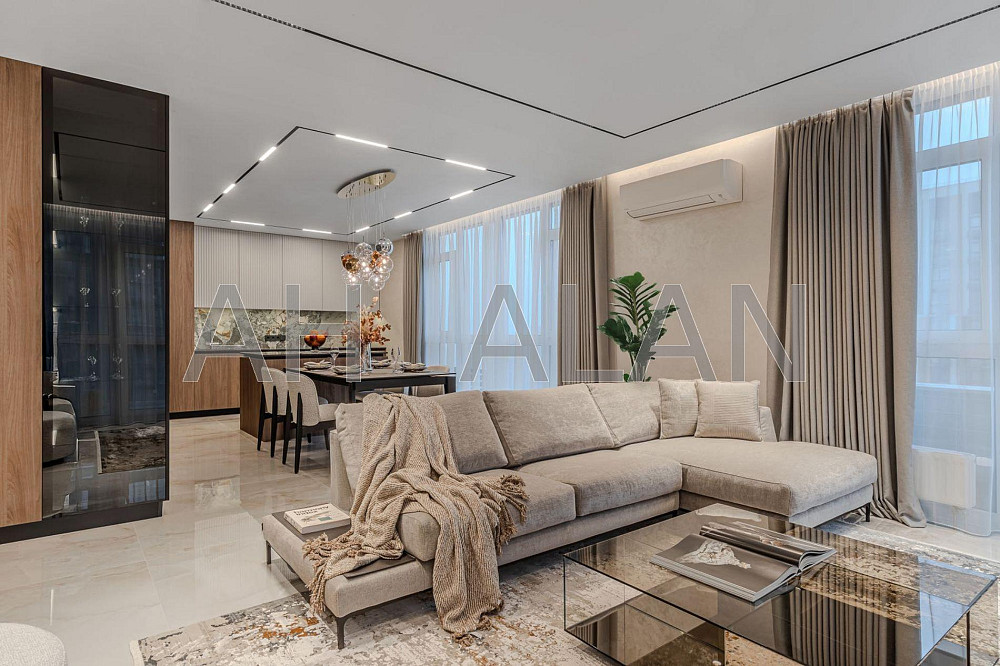 Продаж Будинок 3-кімнатний на Джона Маккейна вул., 3А Київ - фото 1