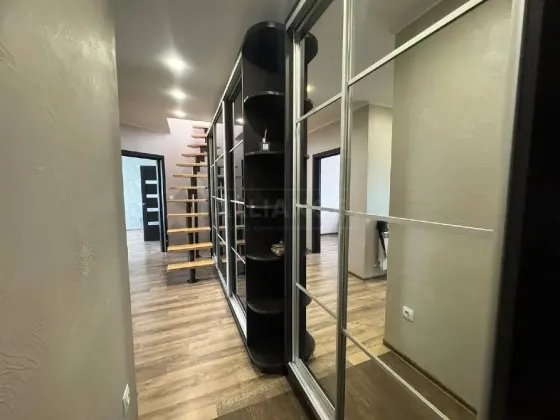 For sale 2-room Apartment 70 sq.m вул. Хмельницького Ivano-Frankivs'k
