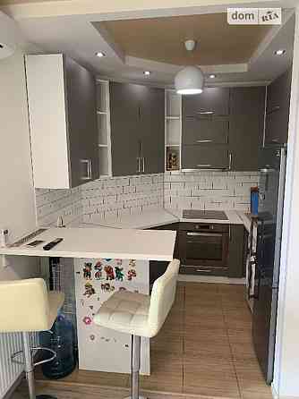 Оренда Квартира 1-кімнатна, 4/8 поверх на ул. Набережно-Корчеватская, 27 Kiev