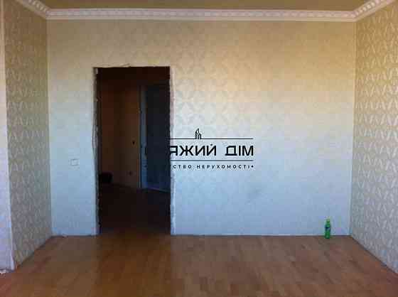 Продаётся 4-х комнатаня квартира возле м.Левобережной.код 2188534 Київ