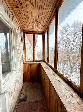 Продаж Квартира 2-кімнатна, 5/5 поверх на Академіка Шалімова вул., д. 12 Київ