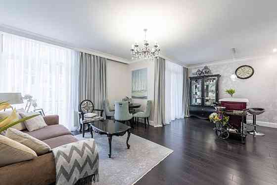 Оренда Квартира 2-кімнатна, 4/9 поверх на ул. Регенераторная, 4 Киев