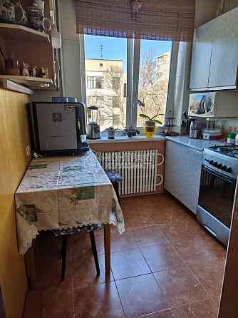 Продаж Квартира 2-кімнатна, 4/5 поверх на вул. Тракторобудівників Харьков