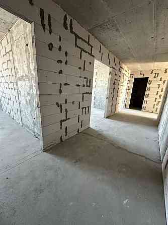 Продаж Квартира 3-кімнатна, 13/23 поверх на Максимовича Михайла вул., д. 32-В Kiev