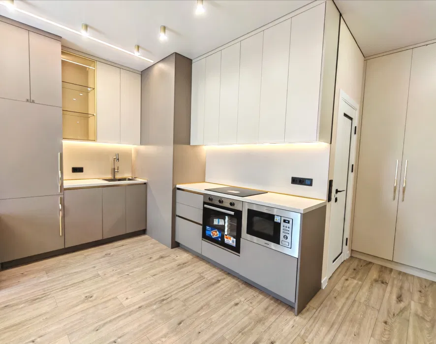 1-комнатная с ремонтом в новом ЖК на Краснова Одеса - фото 3