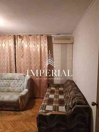 Продаж Квартира 3-кімнатна, 9/9 поверх на вул. Зодчих Kiev