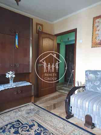 Продаж Квартира 3-кімнатна, 8/9 поверх на вул. Петлюри Львов