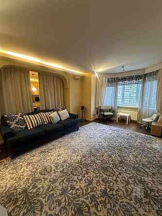 Продаж Квартира 2-кімнатна, 8/18 поверх на Княжий Затон вул., д. 2/30 Київ