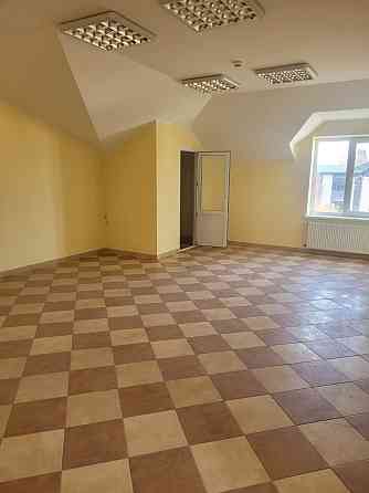 Оренда торгове приміщення на вул. Дубенська поверх - 3/3 Кременець