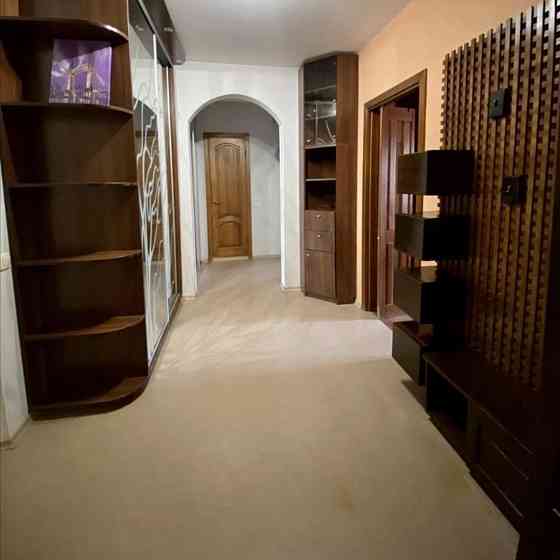 Продаж Квартира 2-кімнатна, 12/16 поверх на Григоренка Петра вул., д. 1А Kiev