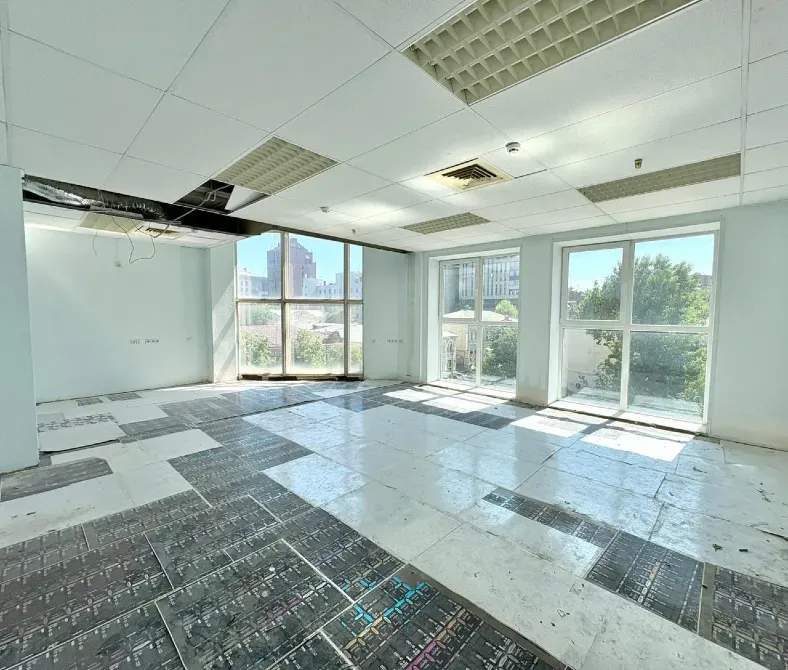 Продаж Офісні приміщення площа 1147.8 кв.м на Лазаряна Дніпро - фото 3