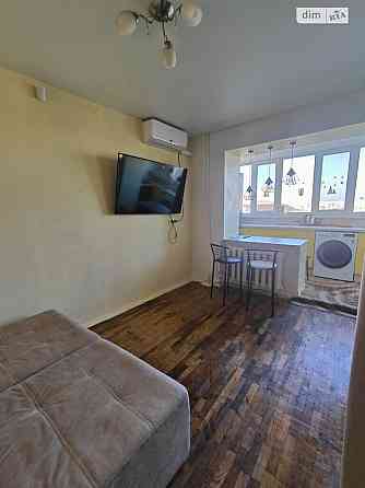 Оренда Квартира 1-кімнатна, 7/9 поверх на Юрія Литвинского, 31Б Київ